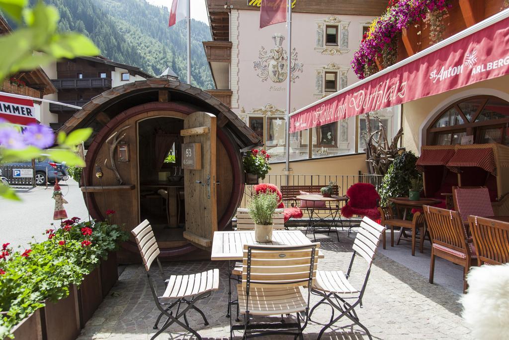 Am Dorfplatz Suites - Adults Only Sankt Anton am Arlberg Exterior foto